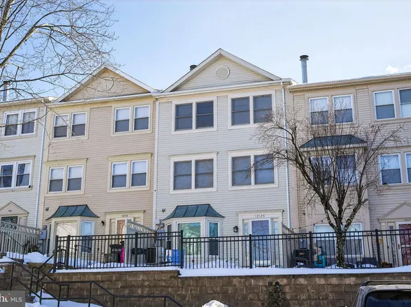 12125 Salemtown Dr, Woodbridge, VA 22192