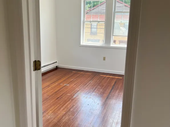 602 South St APT 3, Peekskill, NY 10566