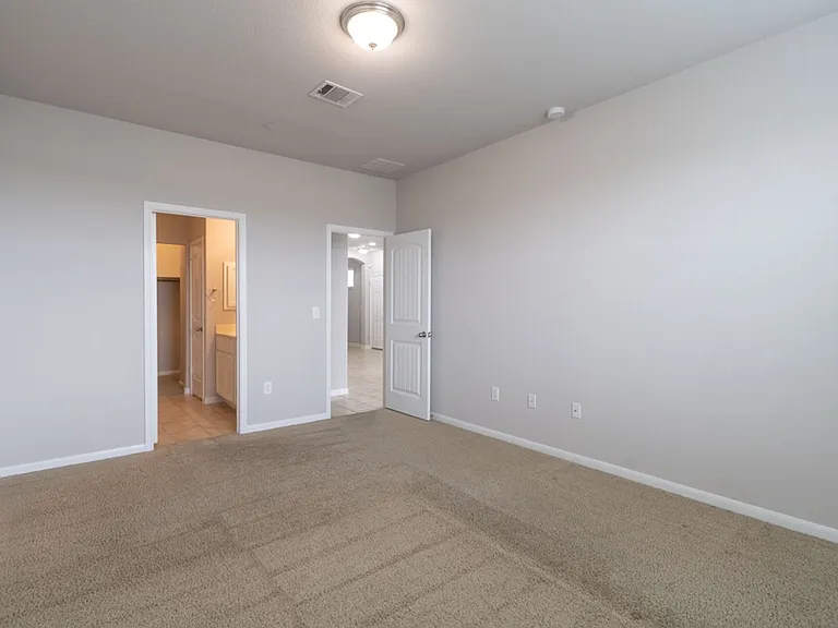2880 Donnell Dr #4101 — Photo 12