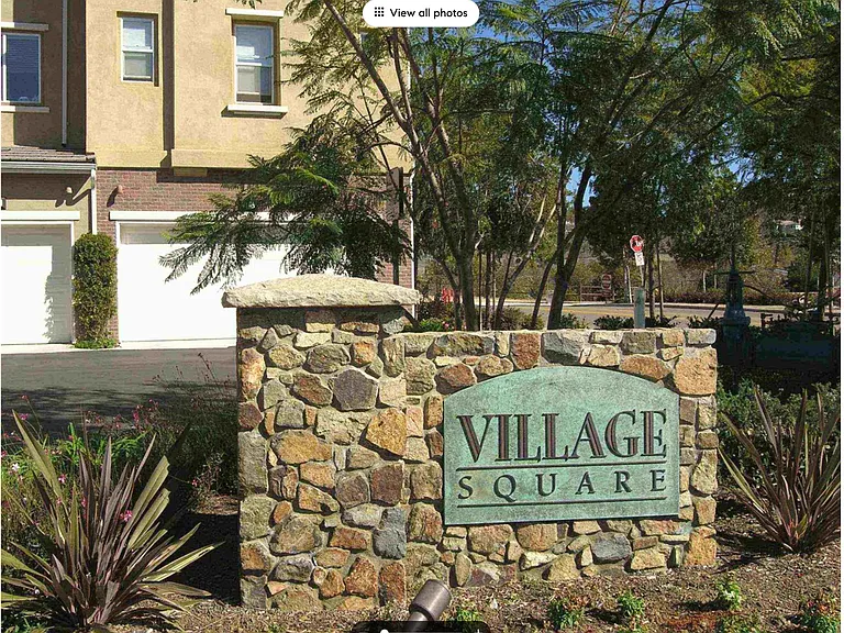 1258 Elfin Forest Rd W — Photo 2