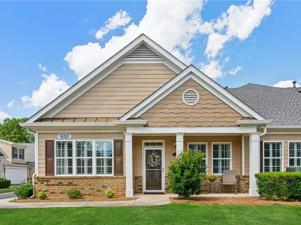 2701 Grapevine Cir #1404, Cumming, GA 30041