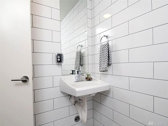 5th image of 6728 15th Ave NW Suite A