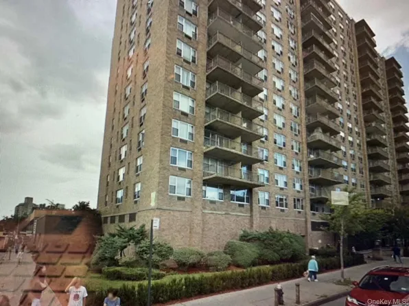 41-40 Union Street #11L, Flushing, NY 11355