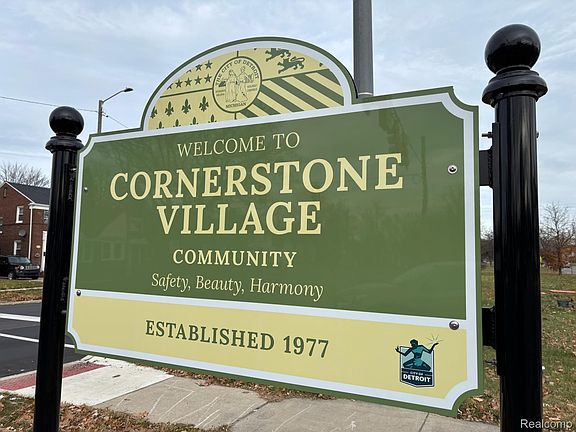 5th image of 4607 Radnor St