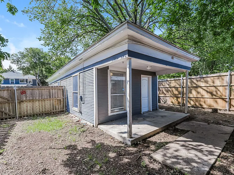 4926 Reiger Ave — Photo 24