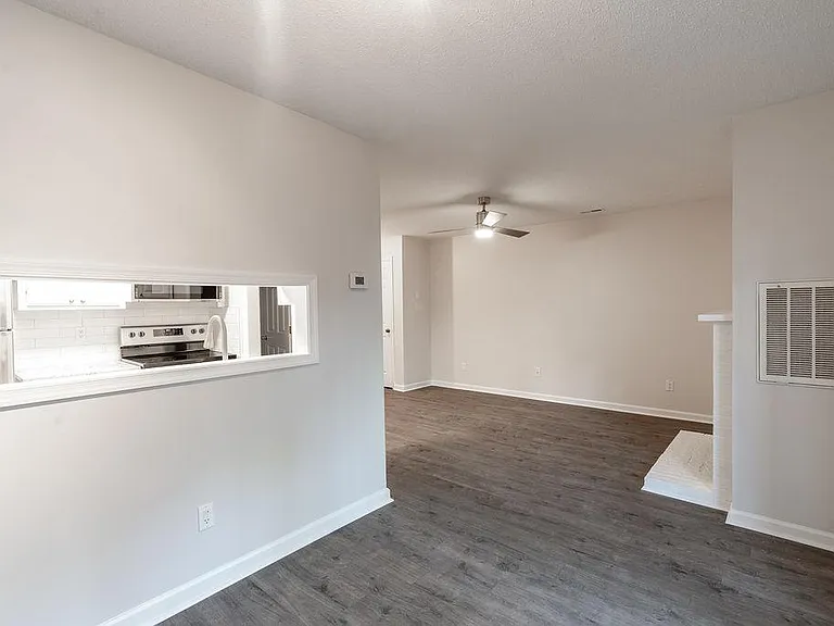 3219 Mill Run — Photo 7