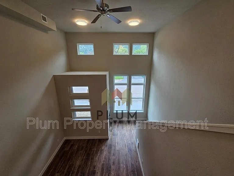 425 Michigan Ave #106 — Photo 20