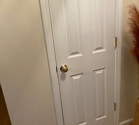 Entrance hall closet