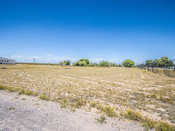 3rd image of 33618 W ENCINAS Lane