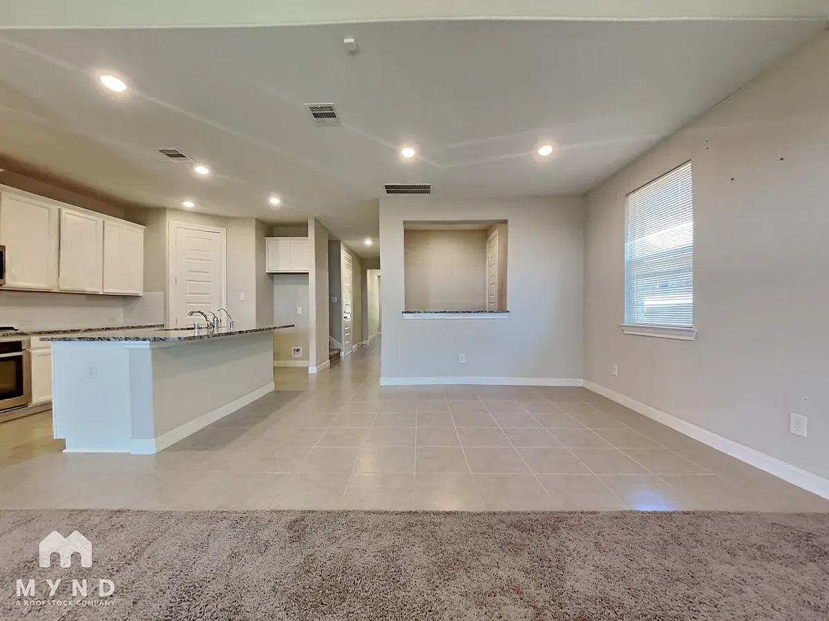 Building Photo - 6730 Barrington Creek Trce