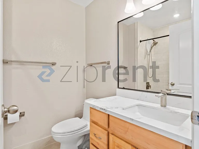 2211 Fountain Oaks Dr — Photo 22
