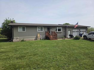 115 Skyline Dr, Guttenberg, IA 52052