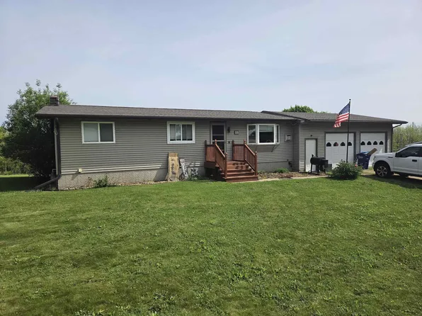 115 Skyline Dr, Guttenberg, IA 52052