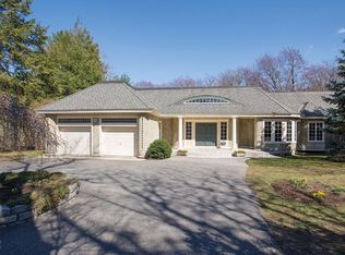 360 Lee St, Brookline, MA 02445