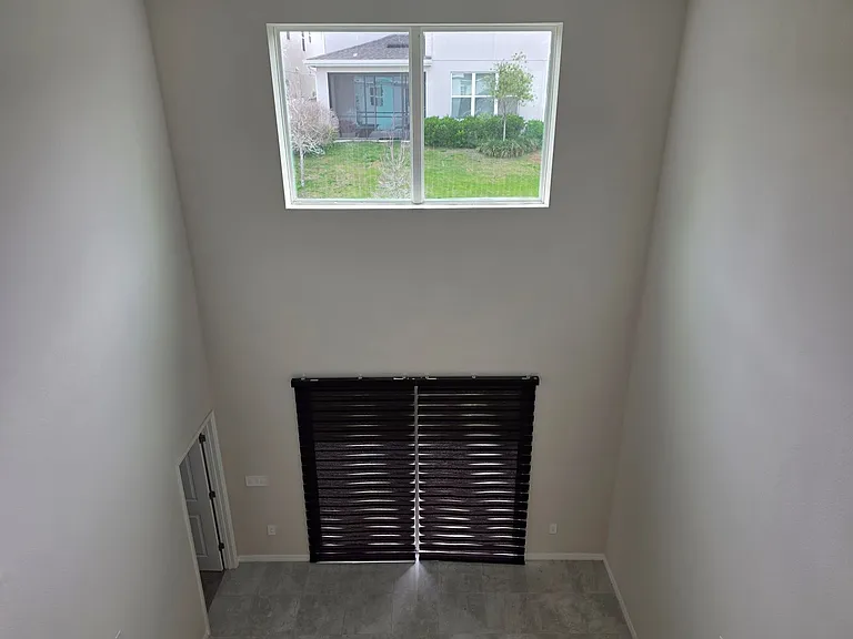 2865 High Pointe St — Photo 32