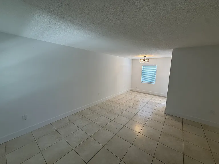 230 Danube Ave #103 — Photo 6