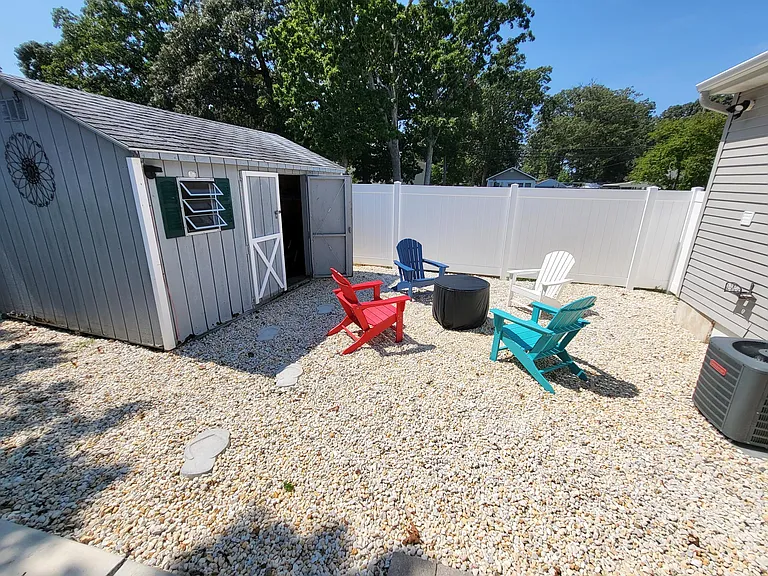 82 Warwick Rd — Photo 19