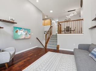 351 Oswego Ct, West New York, NJ 07093