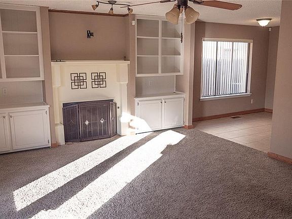 3rd image of 3813 Windscape Ct