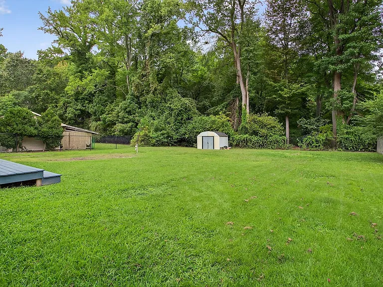 114 Battle Rd — Photo 27