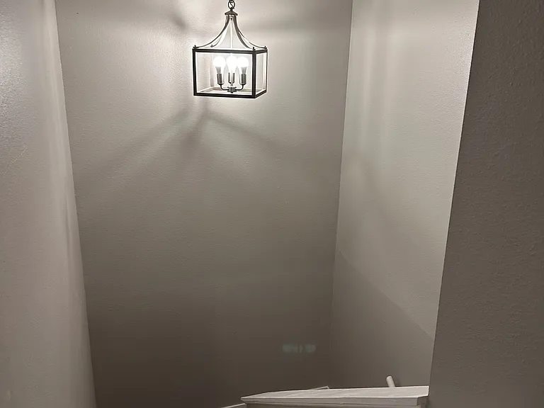 2805 Riverside Dr — Photo 11