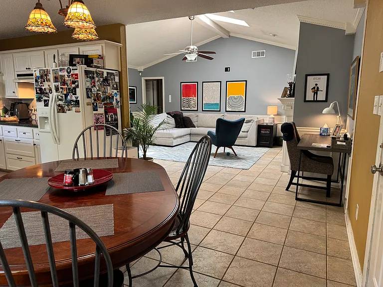 6107 Shadyside Ln — Photo 7