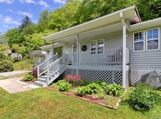 1443 Hannah Ford Rd, Brevard, NC 28712