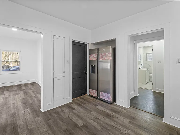 29 Grant St #1 — Photo 9