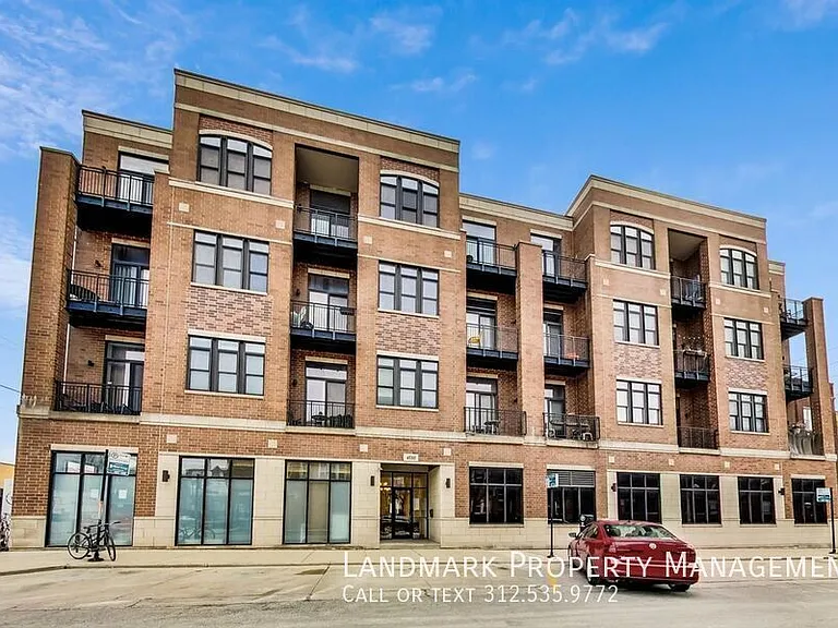 4755 N Washtenaw Ave #209 — Photo 1