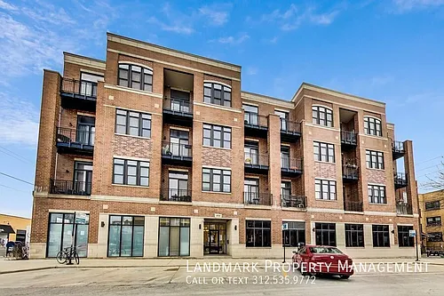 4755 N Washtenaw Ave #209 Photo 1