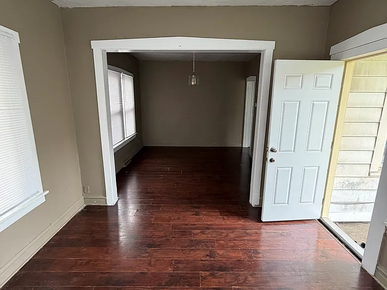 4524 Massachusetts St #1 — Photo 2