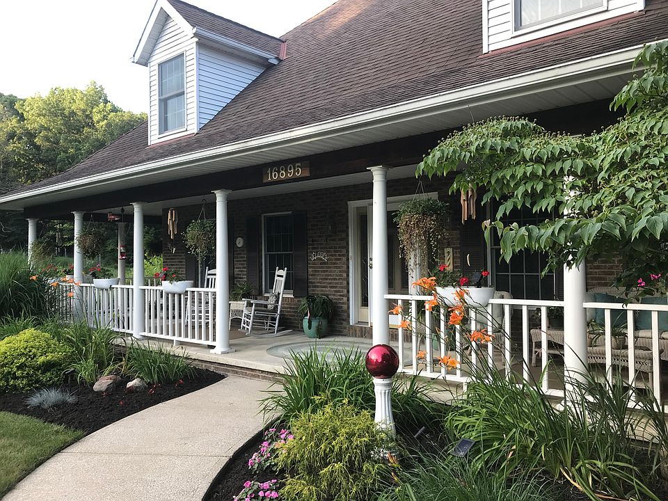 2nd image of 16895 S Meadowpark Dr