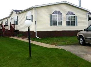 739 Bay Ridge Dr, Iowa City, IA 52246