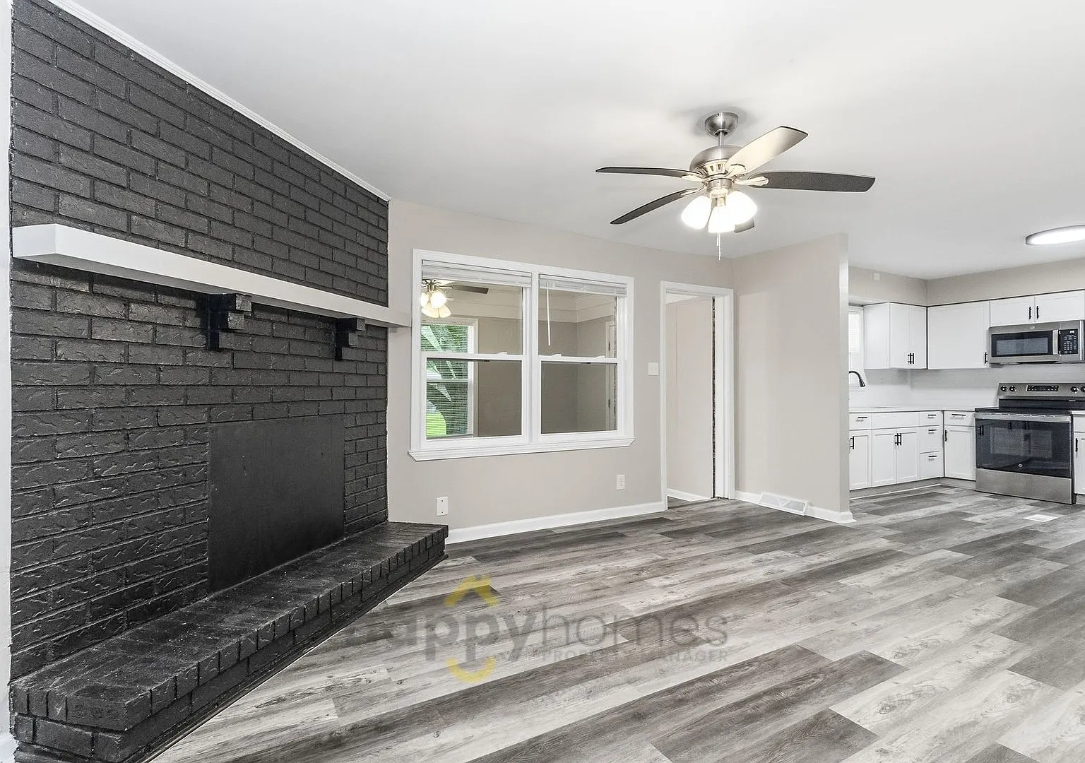 3 Bedroom 2 Bathroom in Monck's Corner — Photo 2