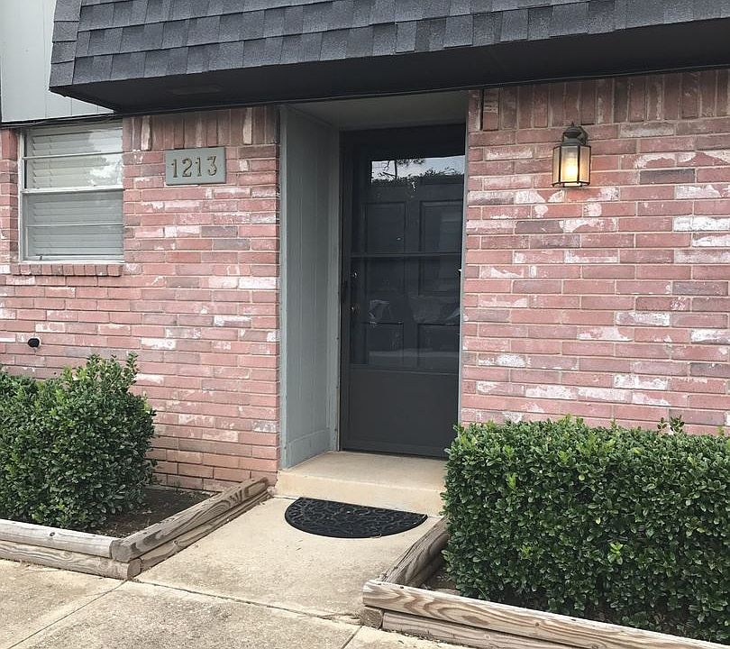 1st image of 1213 Lakecrest Dr