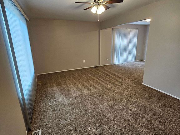 3rd image of 51246 Johns Dr