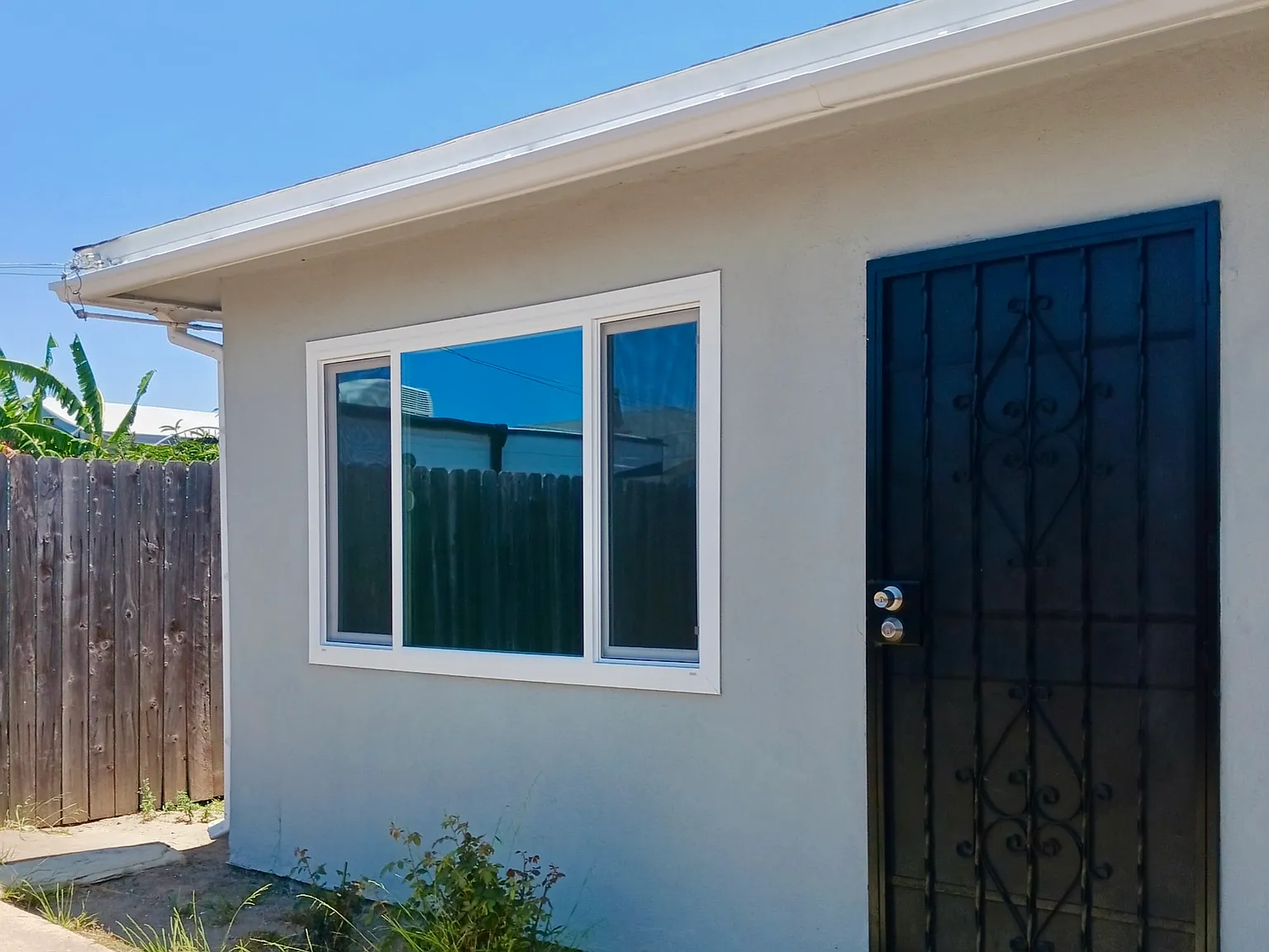 2 bed, 817 sqft, $2,695 — Photo 1