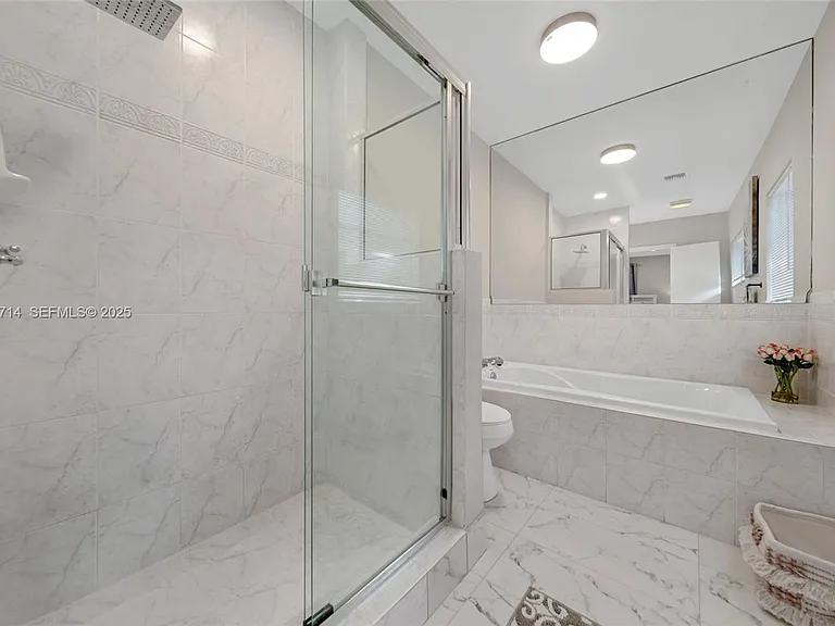 241 Oceanic Ave — Photo 20