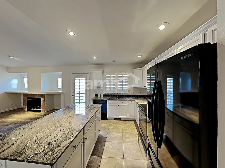 8607 S McGinnis Ln — Photo 3