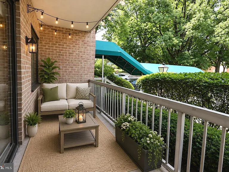 1637 Oakwood Dr #S122 — Photo 17