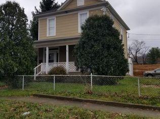 1651 Madison Ave, Huntington, WV 25704