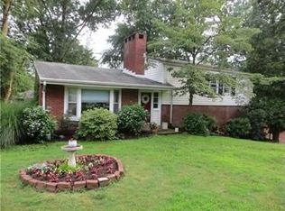 3709 Grove Rd, Gibsonia, PA 15044