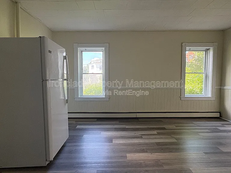 242 Washington St #1N — Photo 3
