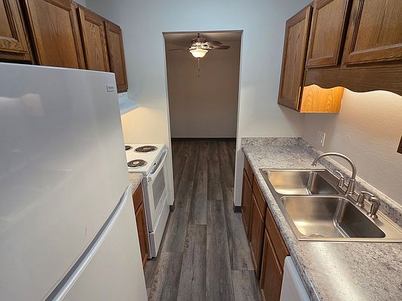 2nd image of 6411 Bridge Rd APT 103
