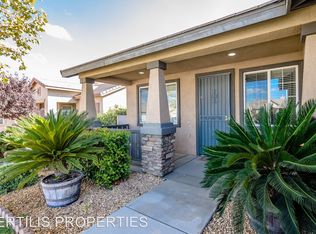 15551 War Arrow St, Victorville, CA 92394