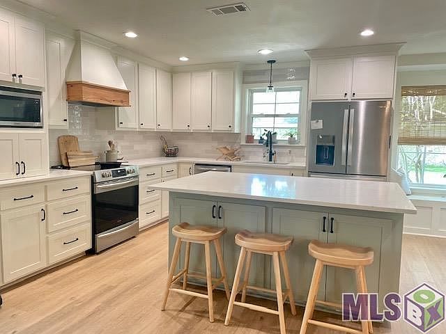 1st image of 5964 Landmor Dr