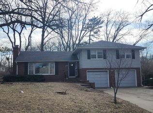 3641 SW 15th St, Topeka, KS 66604