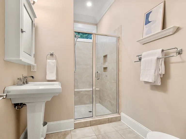 Full bathroom on main floor