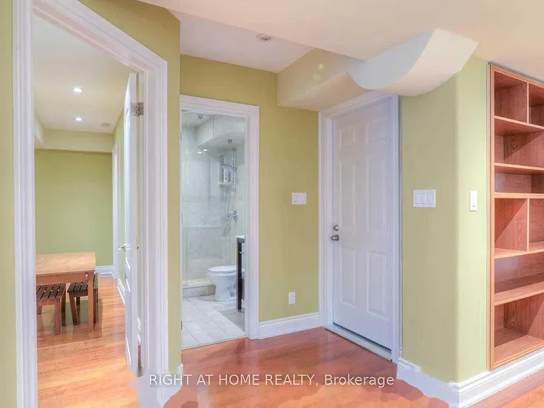 142 Ner Israel Dr #LOWER — Photo 16
