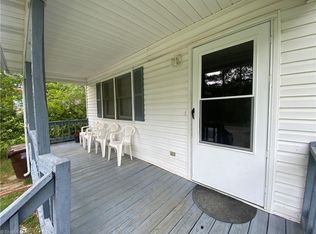 1174 Roberts Ln, High Point, NC 27260